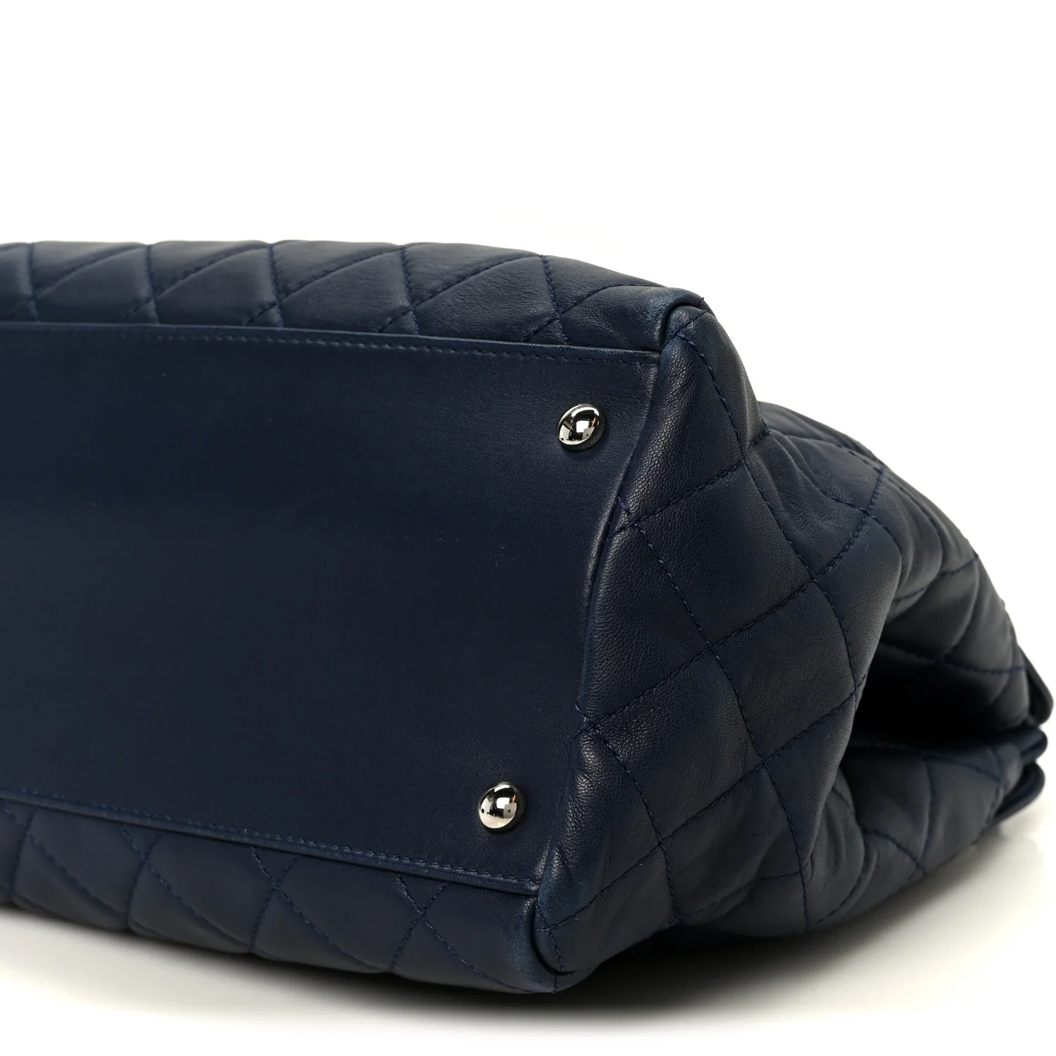 Lambskin Quilted Chanel 7 Large Tote Navy - Image 10