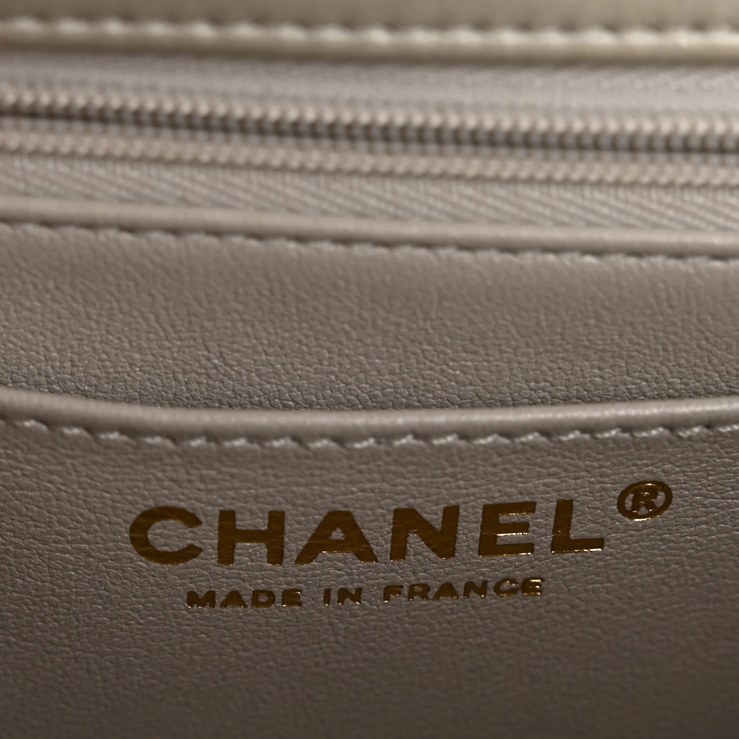 Metallic Goatskin Quilted 2.55 Reissue Mini Flap Silver - Image 6