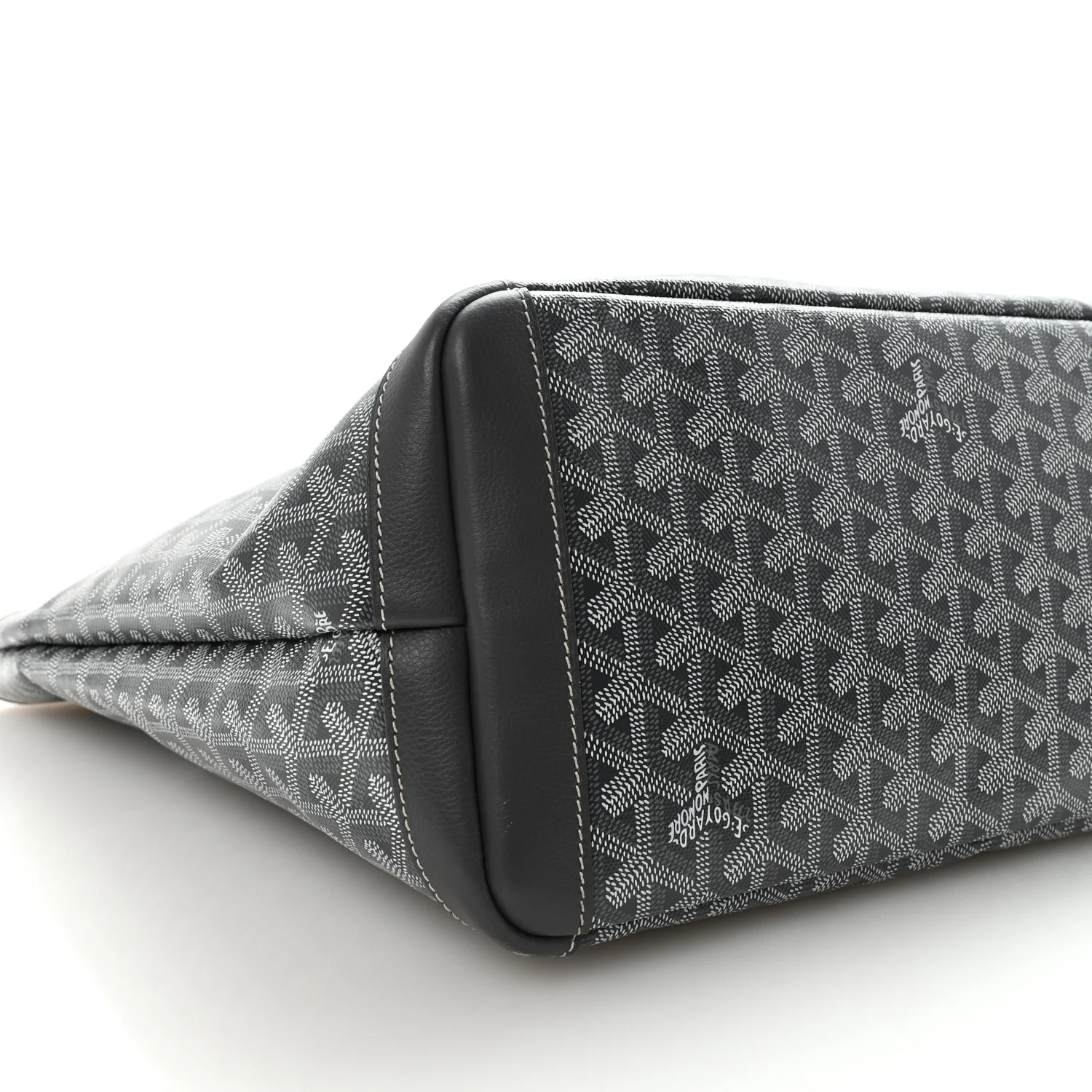 Goyardine Artois MM Grey - Image 7
