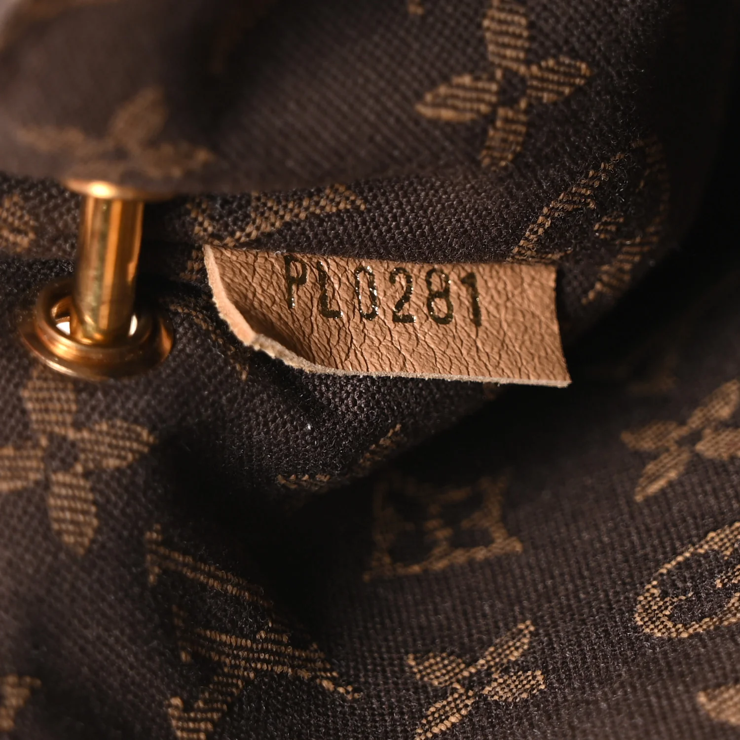 Calfskin Rendez-Vous Camel - Image 7