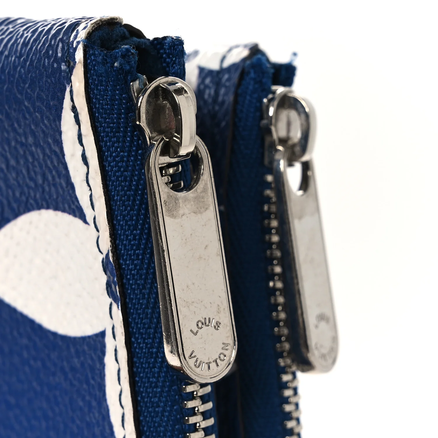 Monogram Giant Escale Double Zip Pochette Blue - Image 9