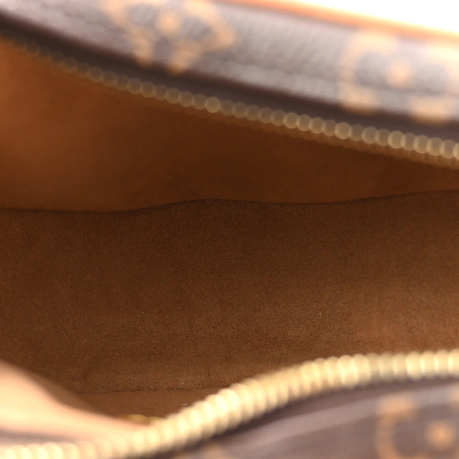 Monogram Loop - Image 5