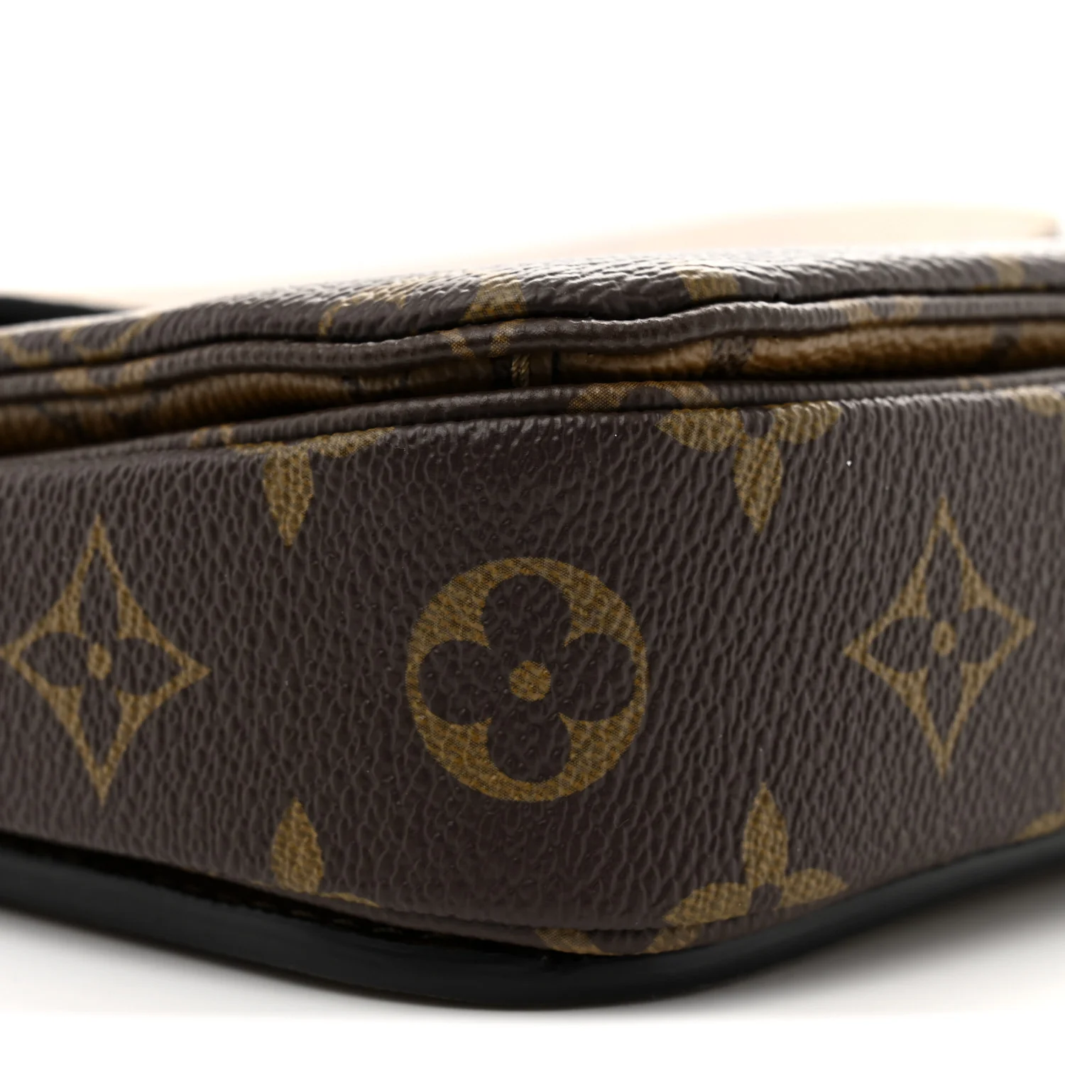 Reverse Monogram Pochette Metis - Image 8