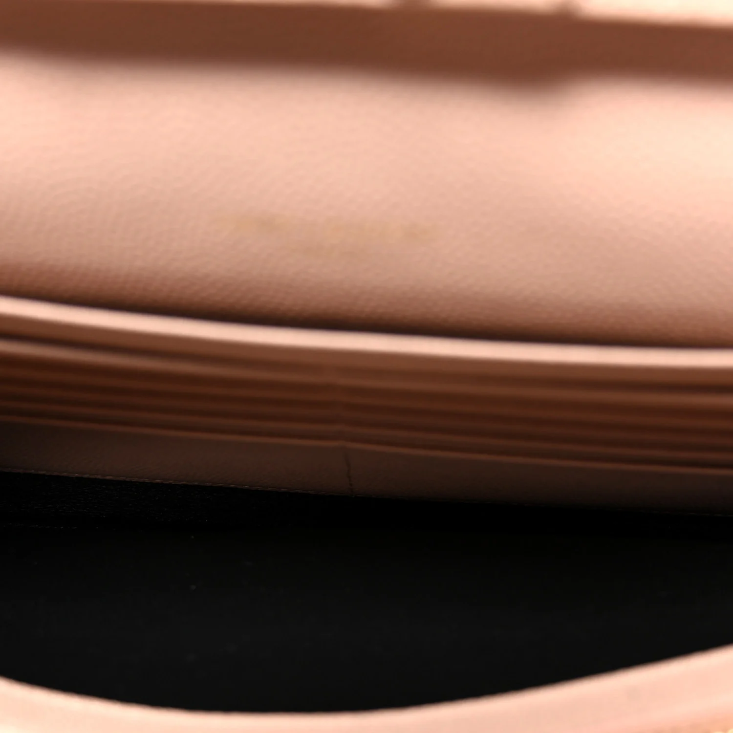 Grain De Poudre Matelasse Chevron Monogram Chain Wallet Pale Pink - Image 5